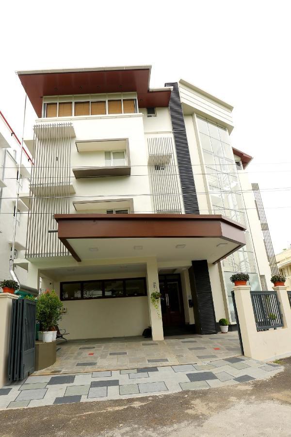 Kira Palace Residency Hotel Ernakulam Buitenkant foto